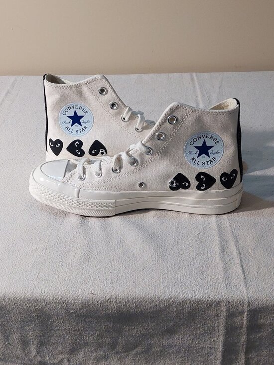Converse Shoes - Converse x PLAY Comme des Garçons Chuck 70 Milk/Black Multi Heart Size: 8